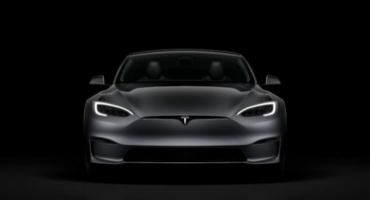 Tesla, Dier Otomobil reticilerinin Otonom Sr Teknolojisini Kullanmasna zin Verebilir