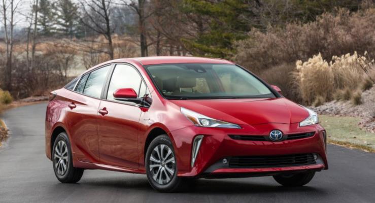 Toyota 2020 Priusu Daha Fazla Gvenlik Kiti ve Apple CarPlay ile Gncelledi