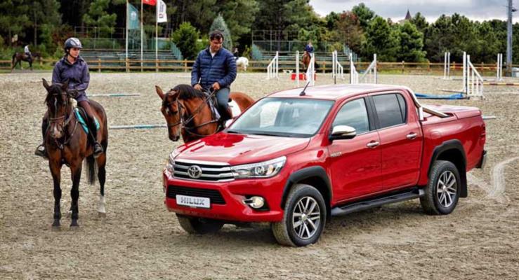 TOYOTA HILUX N EYLL'E ZEL KAMPANYA FIRSATI