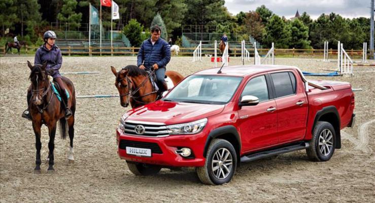 Toyota Hilux iin temmuza zel frsat