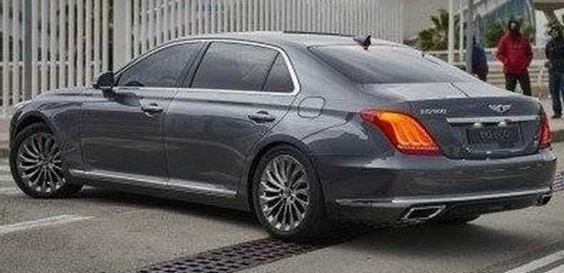 Yeni Genesis G90 Kamuflajs�z G�r�nt�lendi