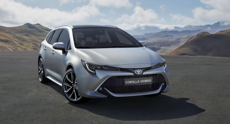 Yeni Toyota Corolla Touring Sports Parise gelecek