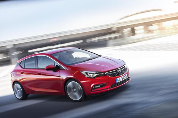 İŞte yenİ 2016 opel astra'nin İlk gÖrÜntÜlerİ