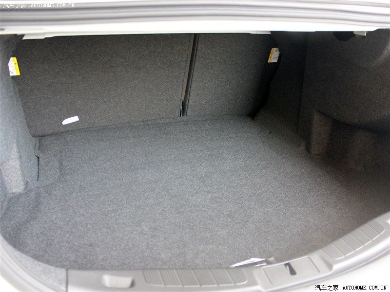 YEN (2014) FORD MONDEO N'DE SATITA RESM GALERS