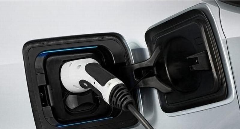 YEN BMW 3 RESM FOTORAF GALERS