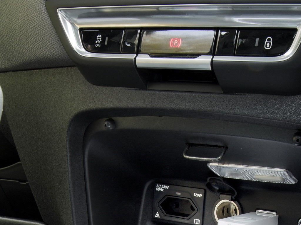 Yeni Citroen Picasso ile Renault Scenic Karlatrma Resim Galerisi