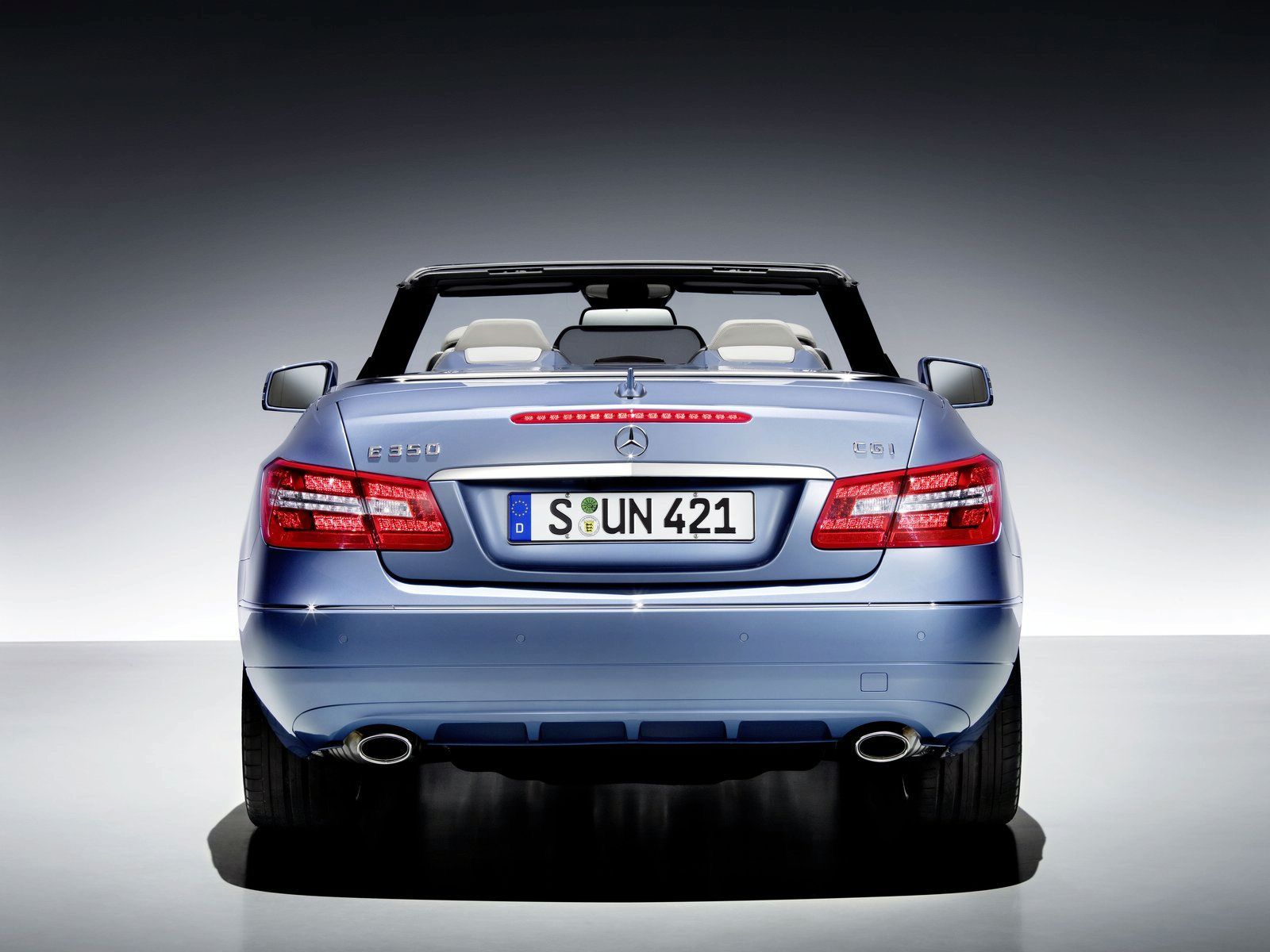 MERCEDES E CONVERTIBLE (2010) GALER