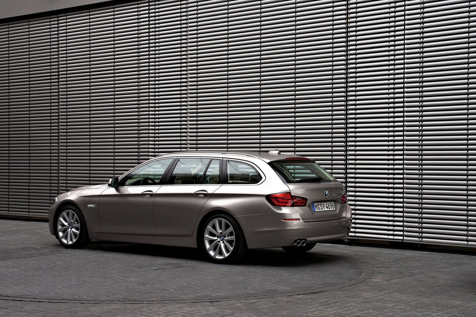 BMW 5 TOURING GALER