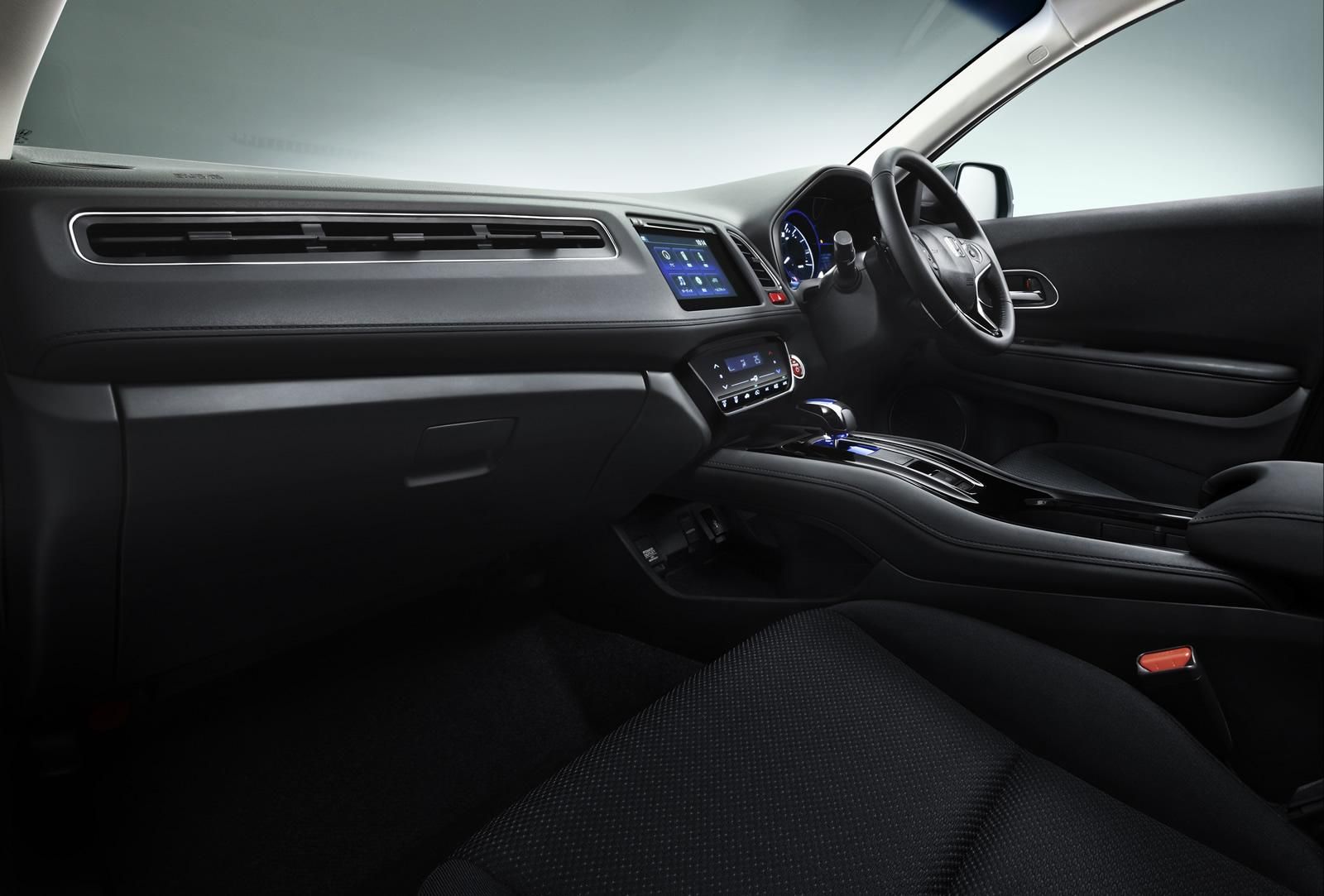 YEN HONDA VEZEL (URBAN SUV) RESM GALERS
