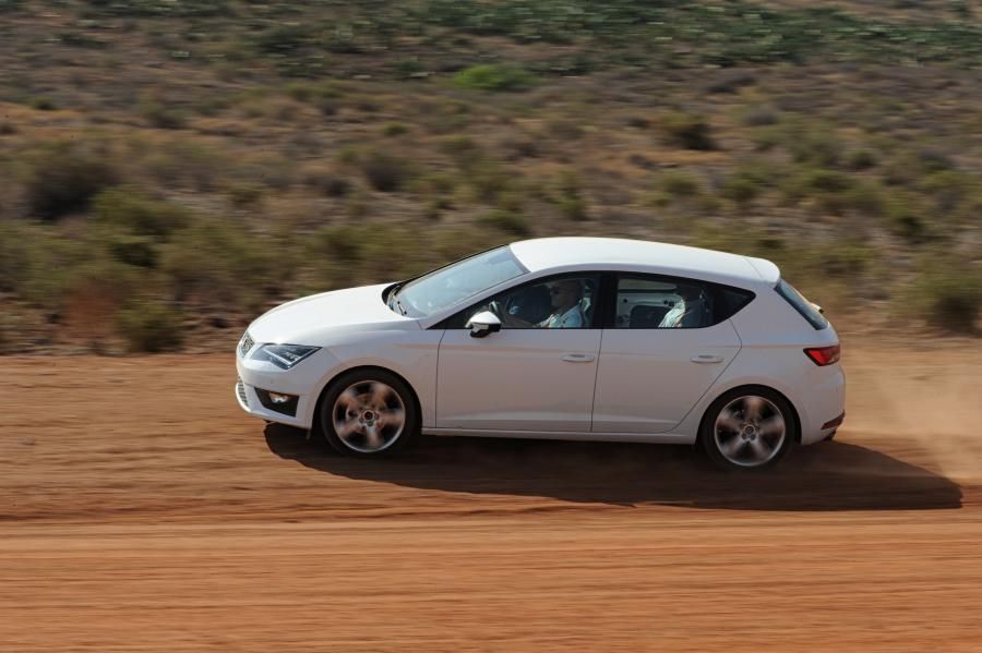 YEN (2013) SEAT LEON GALER