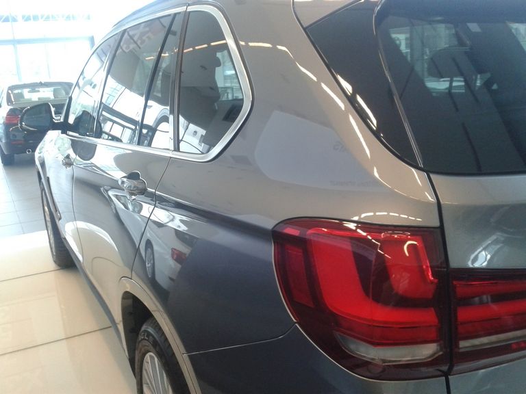 YEN BMW X5 TRKYE'DE SATITA RESM GALERS