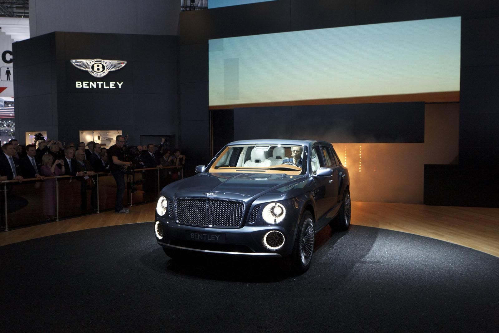 BENTLEY SUV EXP 9F GALER