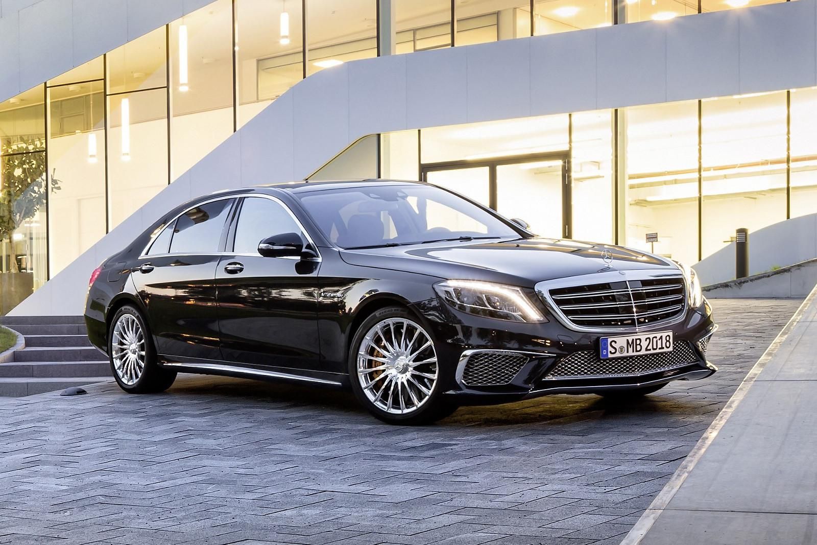 YEN MERCEDES S65 AMG RESM FOTORAF GALERS