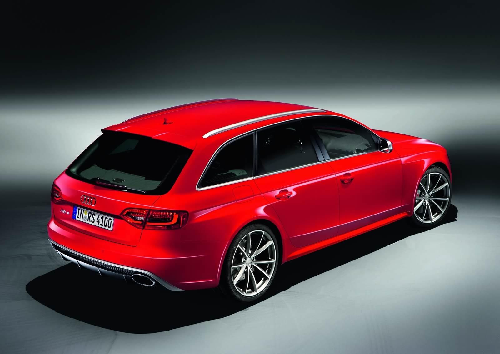 AUD RS4 AVANT GALER