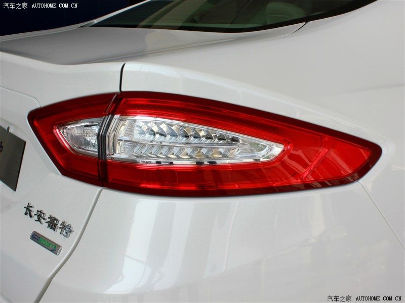 YEN (2014) FORD MONDEO N'DE SATITA RESM GALERS