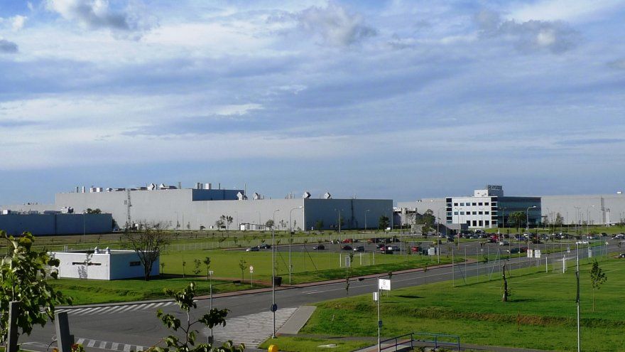 HYUNDA EK FABRKA 1 MLYON RETM GALER