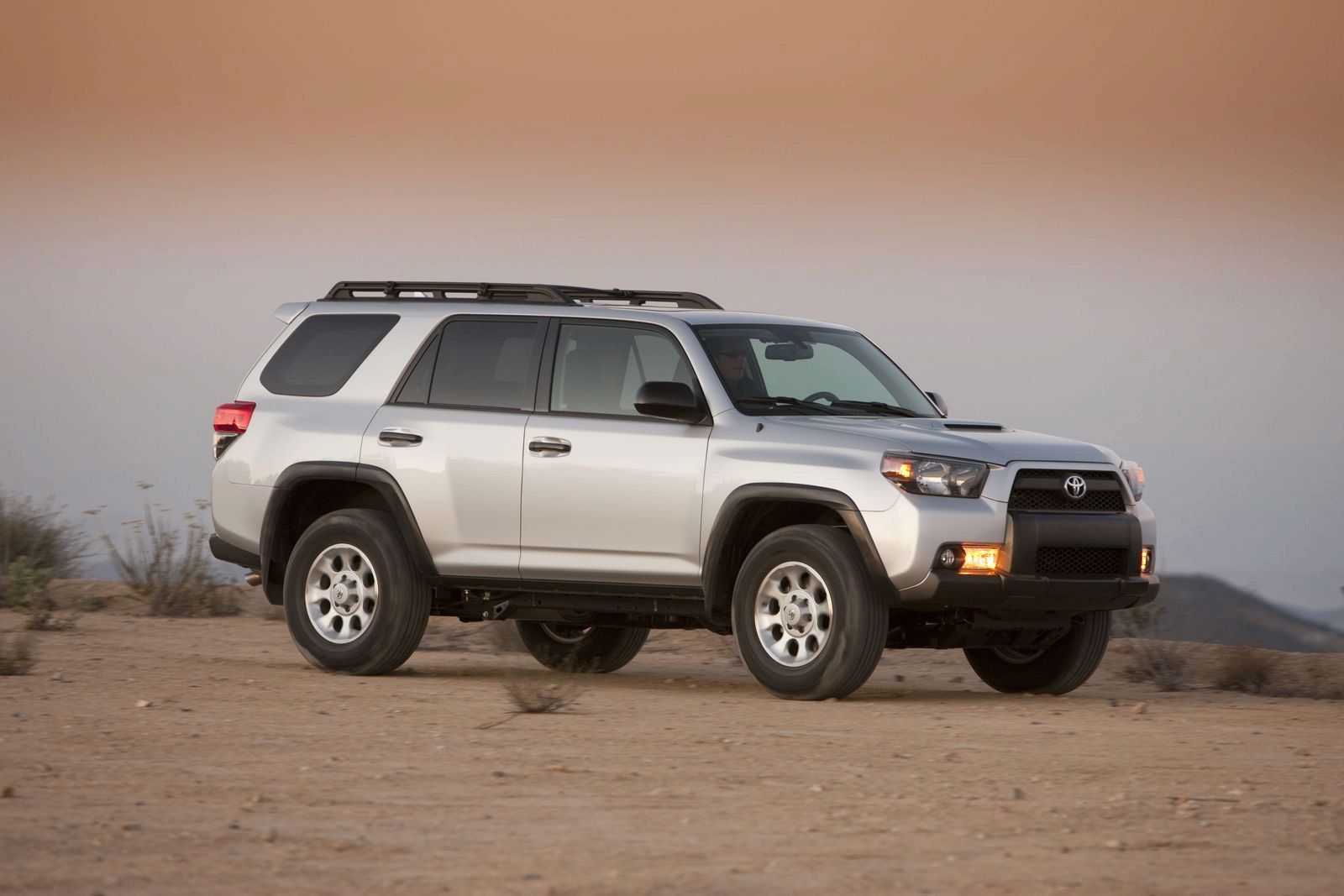 TOYOTA 4RUNNER (2010) GALER