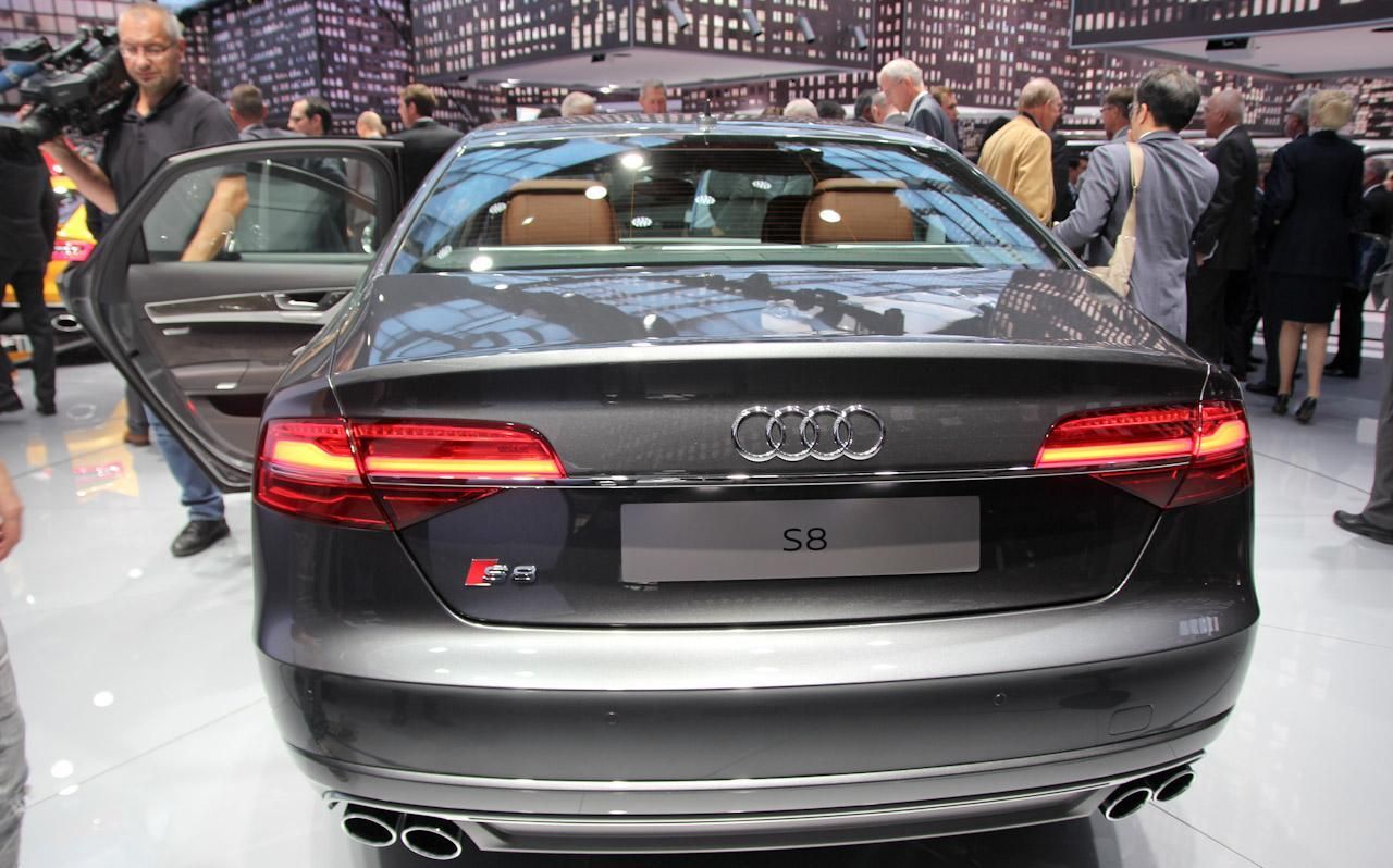 YEN AUD S8 SEDAN FRANKFURT RESM GALERS