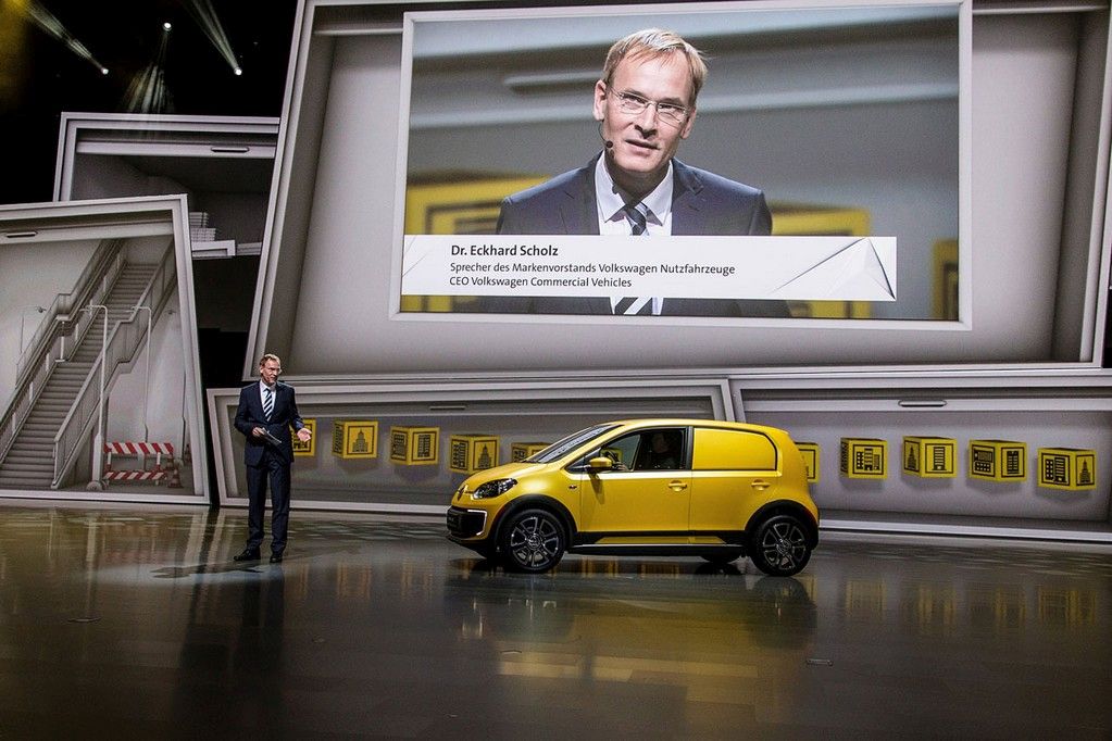 VOLKSWAGEN E-LOAD UP FRANKFURT LANSMAN RES�M GALER�S�