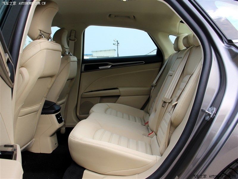 YEN (2014) FORD MONDEO N'DE SATITA RESM GALERS