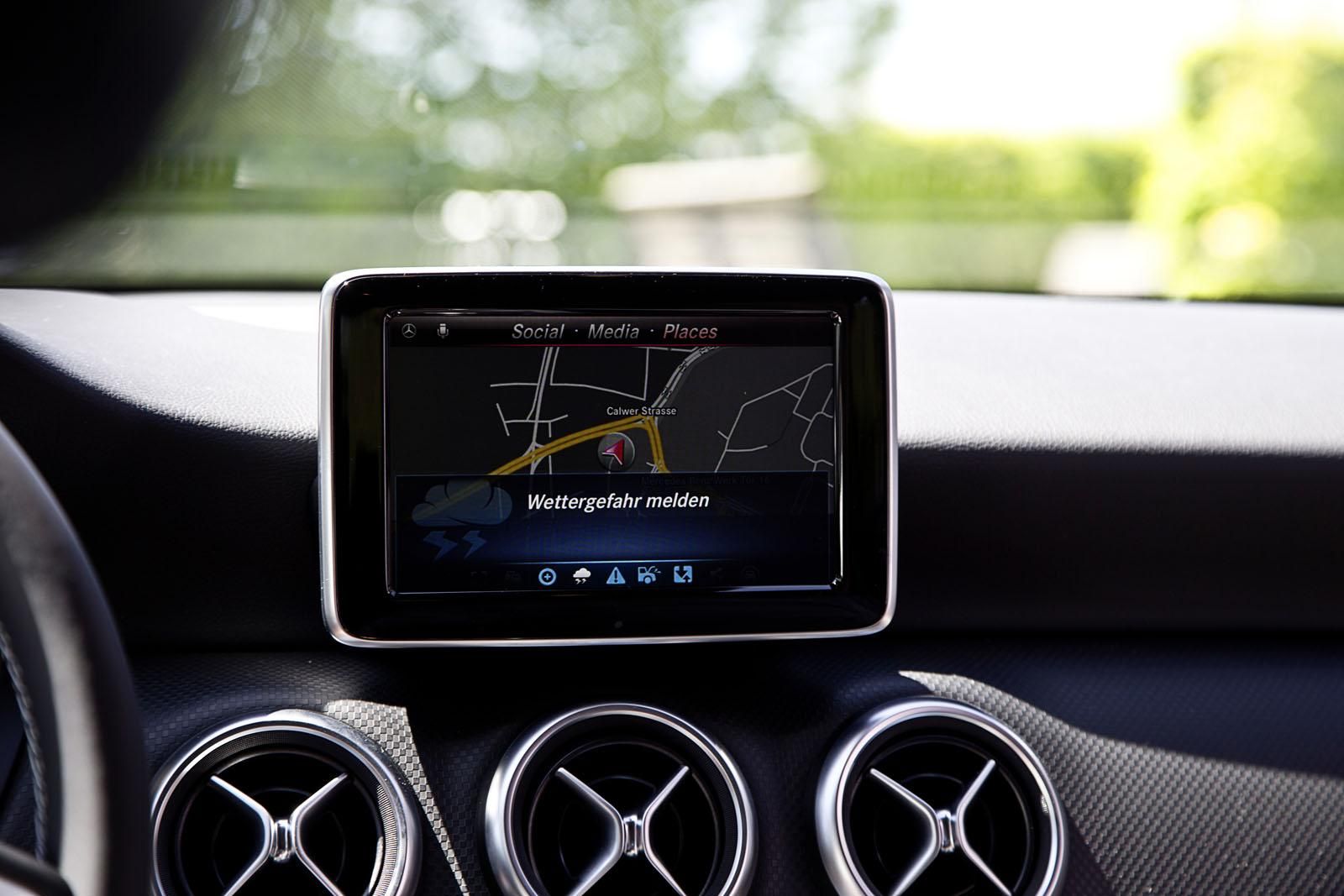 MERCEDES CAR TO CAR TEKNOLOJS RESM GALERS