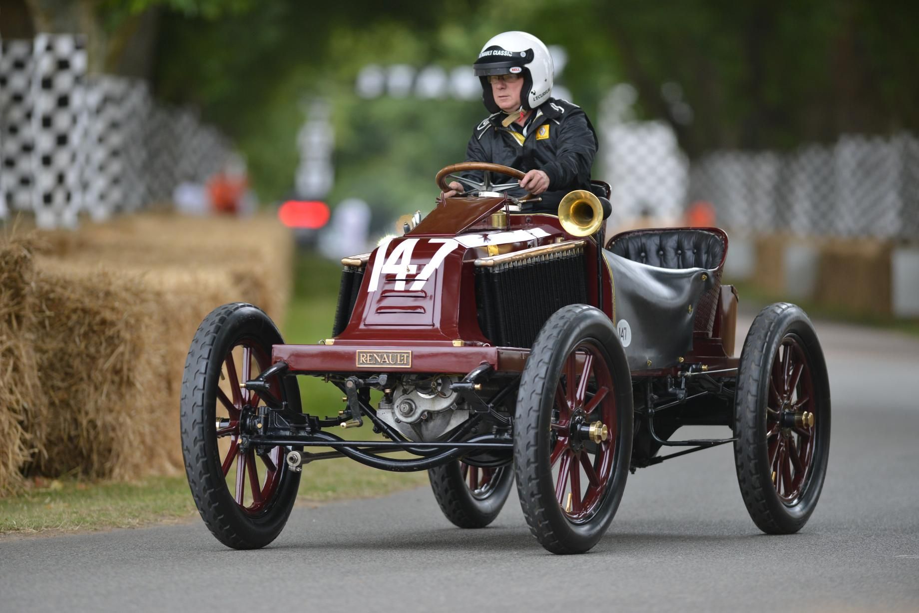 RENAULT SPORT MODELLER GOODWOOD GALER