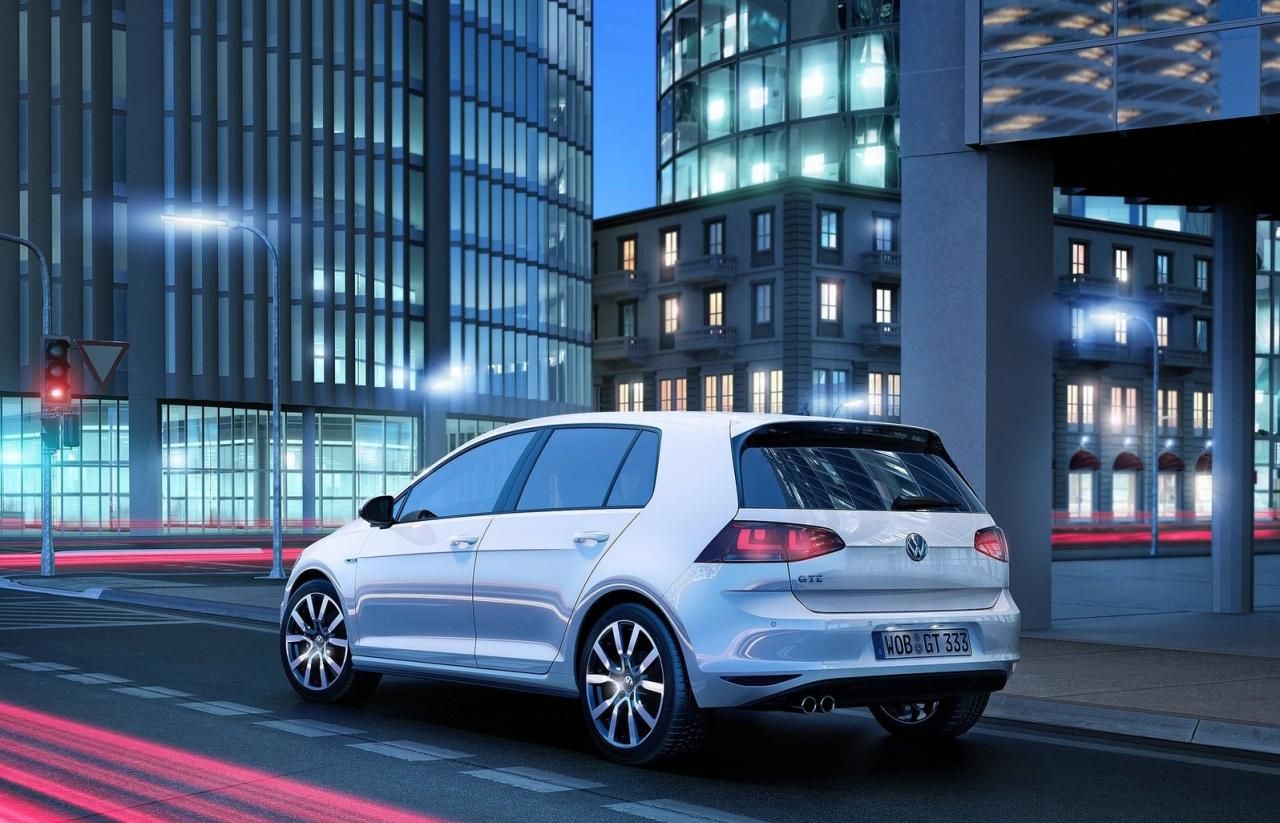 YEN VOLKSWAGEN GOLF GTE RESM GALERS