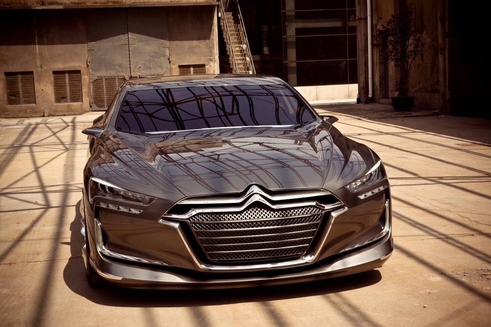 CTROEN METROPOLS CONCEPT GALER