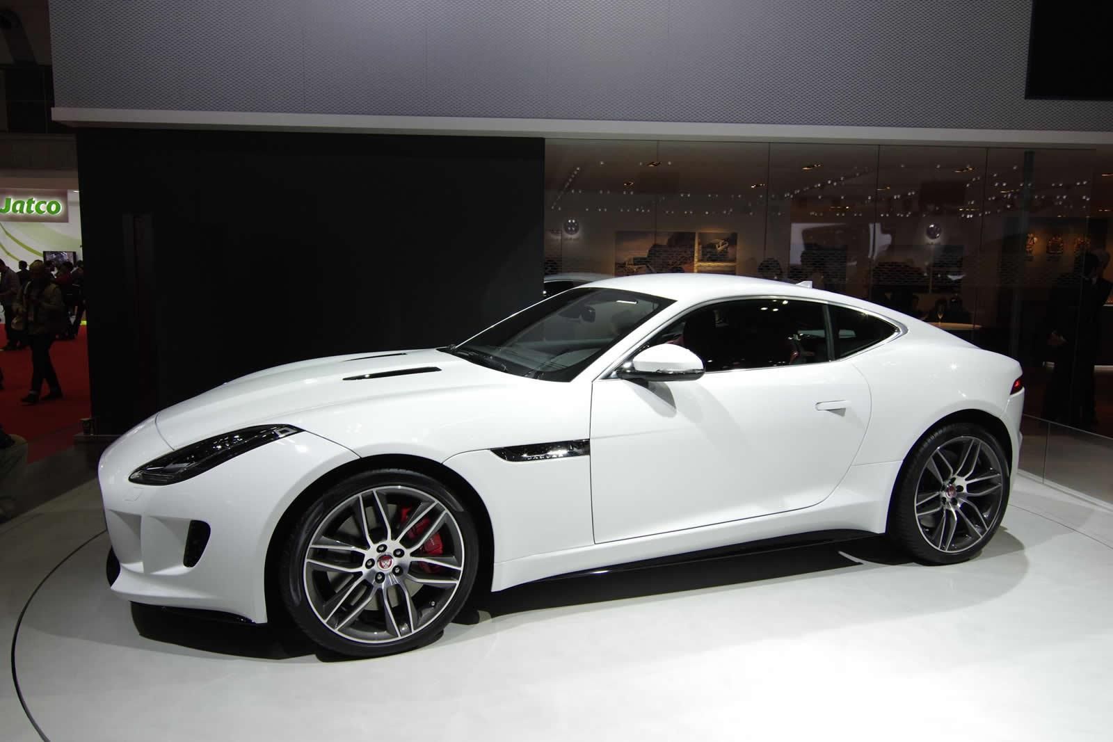 JAGUAR F-TYPE COUPE R RESM GALERS