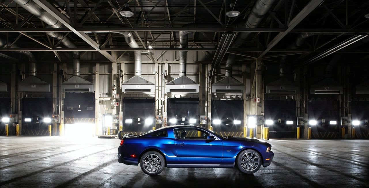FORD MUSTANG (2010) GALER