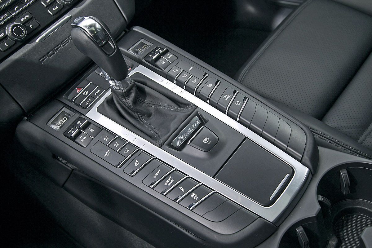 YEN PORSCHE MACAN TURBO DETAY RESM GALERS