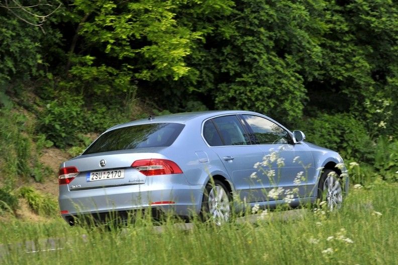 YEN SKODA SUPERB 1.8 TSI 4X4 GALER