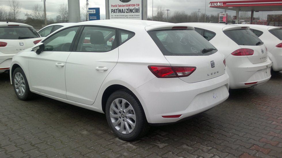 YEN (2013) SEAT LEON GALER