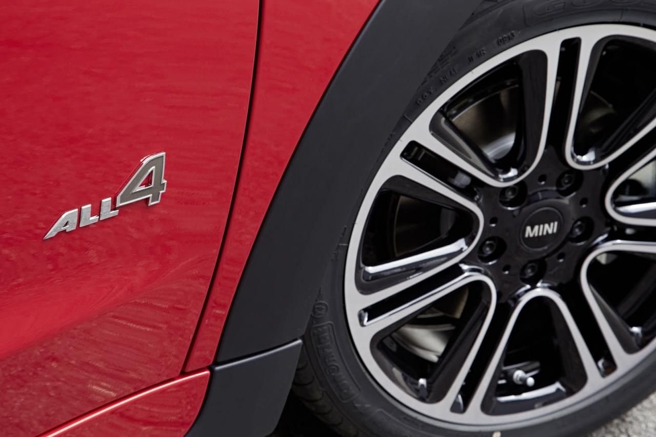 MN PACEMAN JOHN COOPER WORKS GALER