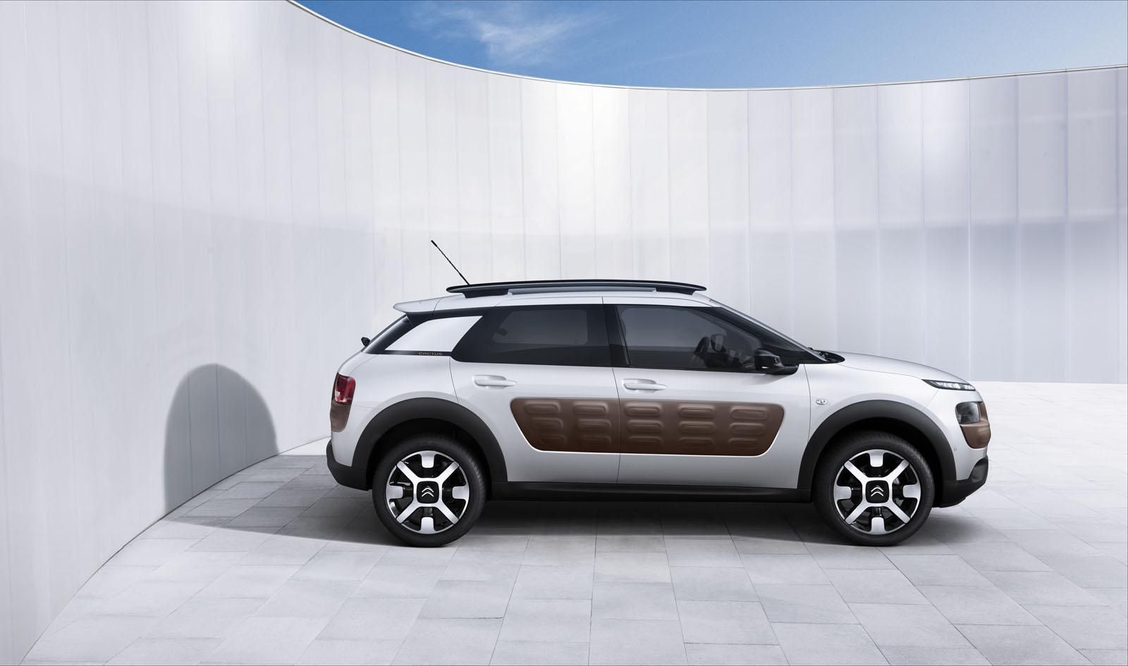 YEN CTROEN C4 CACTUS DETAYLI RESM GALERS