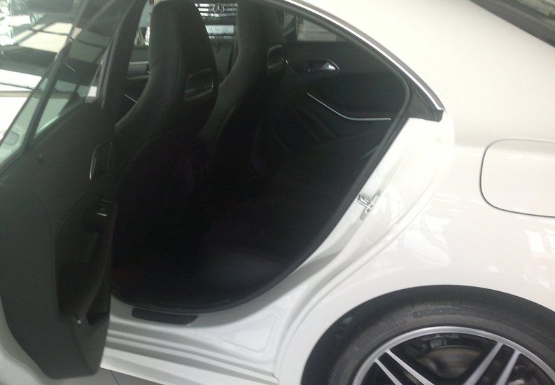 YEN MERCEDES CLA SATITA RESM GALERS