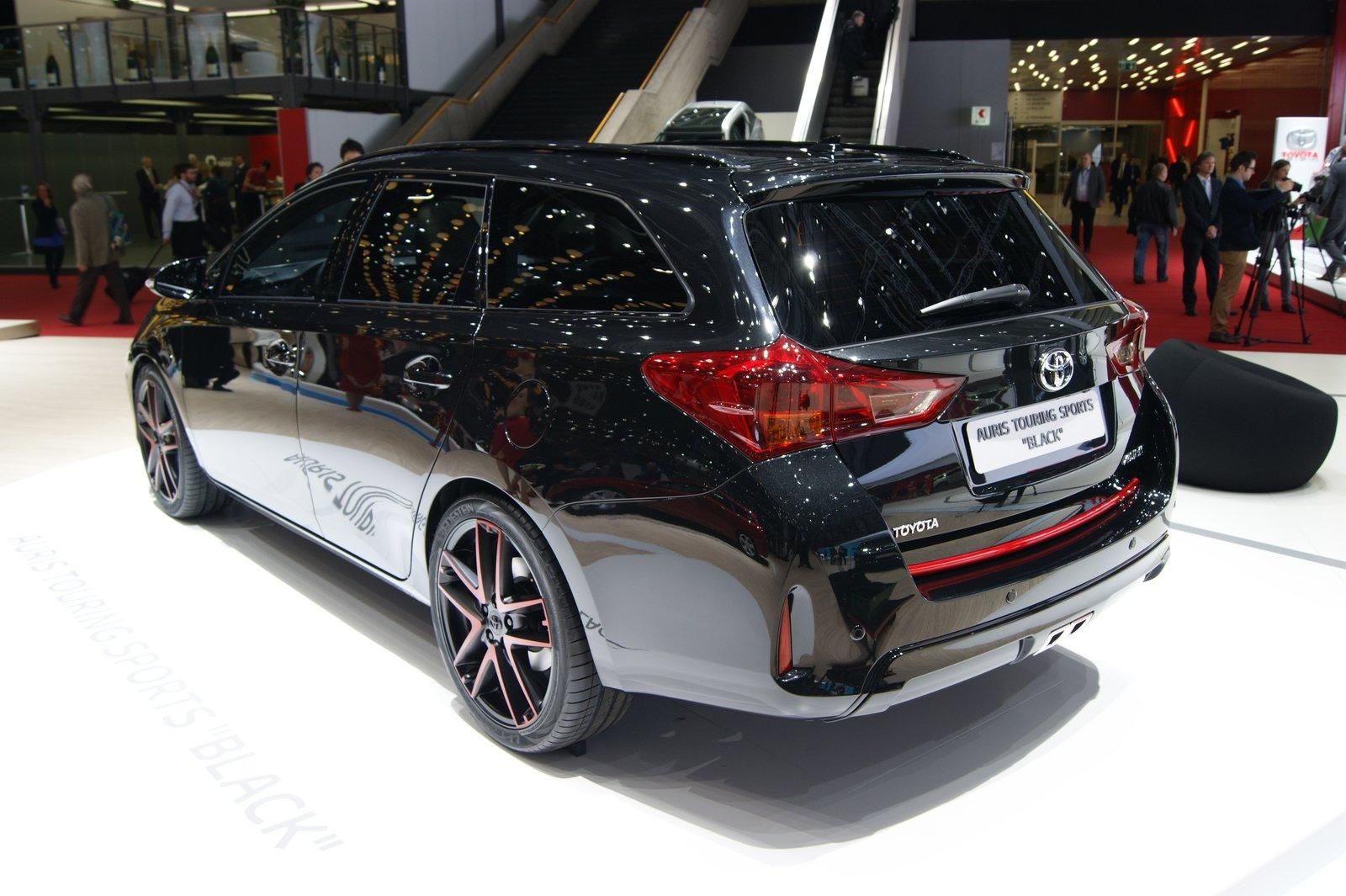 TOYOTA AURS TOURNG SPORTS BLACK, RAV4 PREMUM VE ADVENTURE GALER