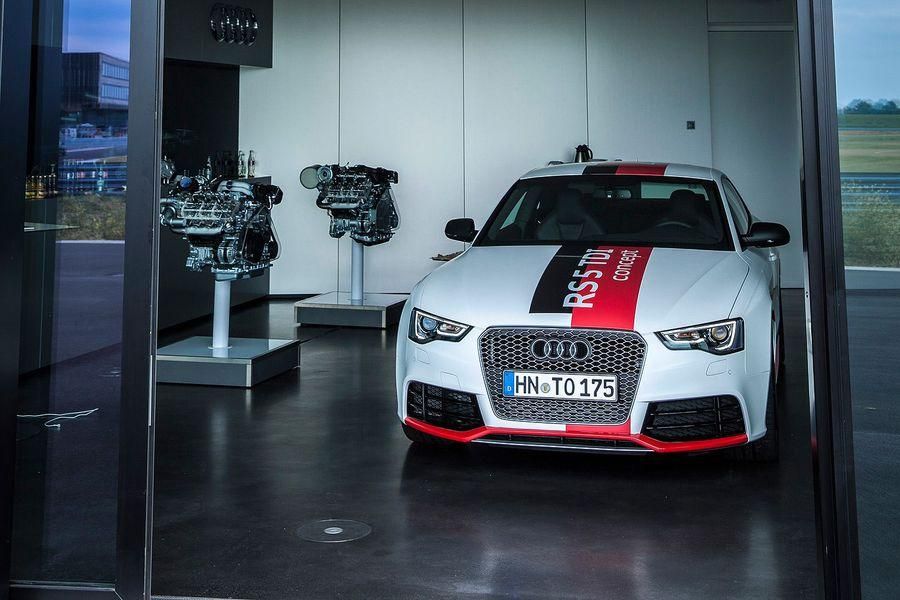 AUD RS5 TDI RESM GALERS