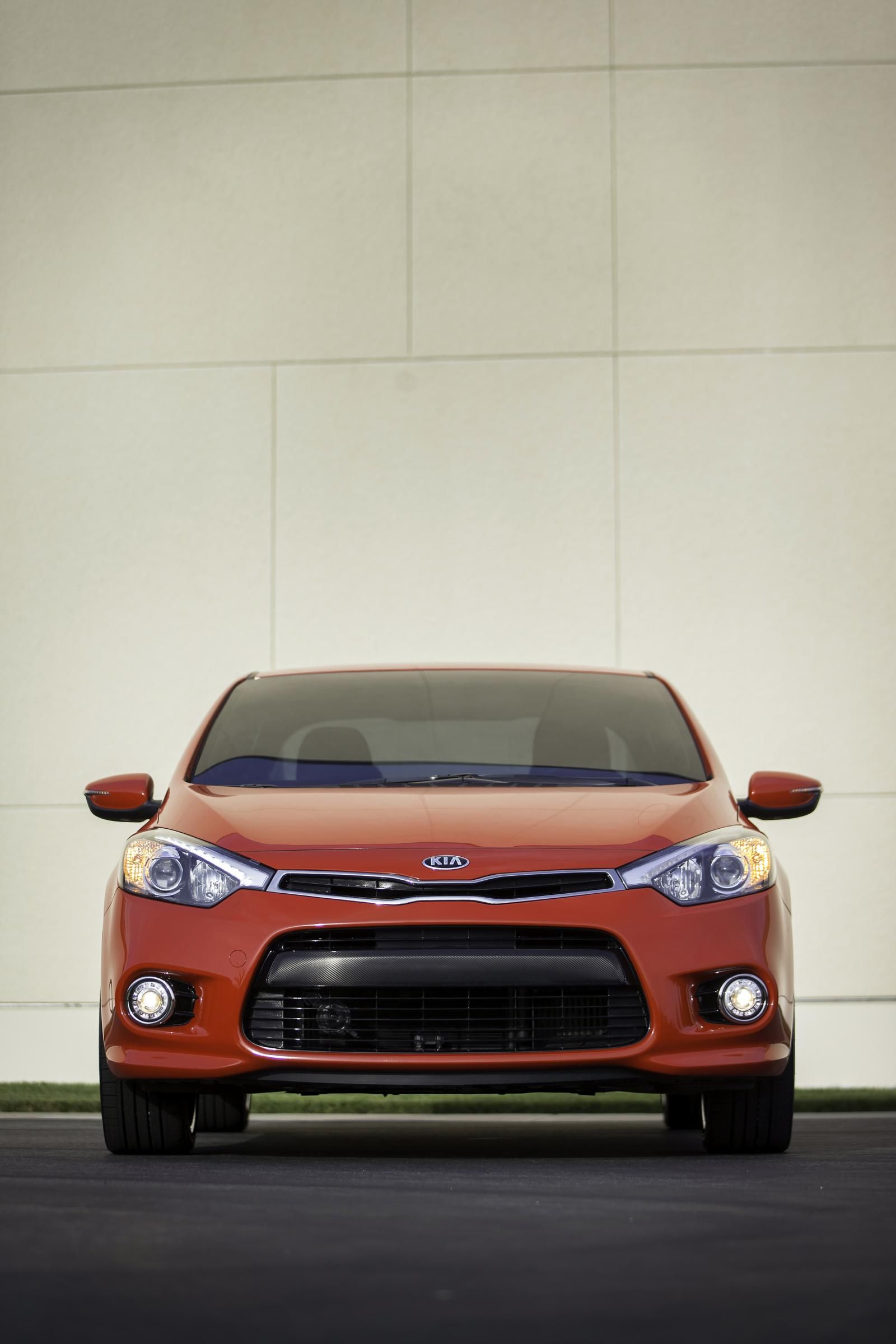 YEN 2014 KA CERATO KOUP GALER