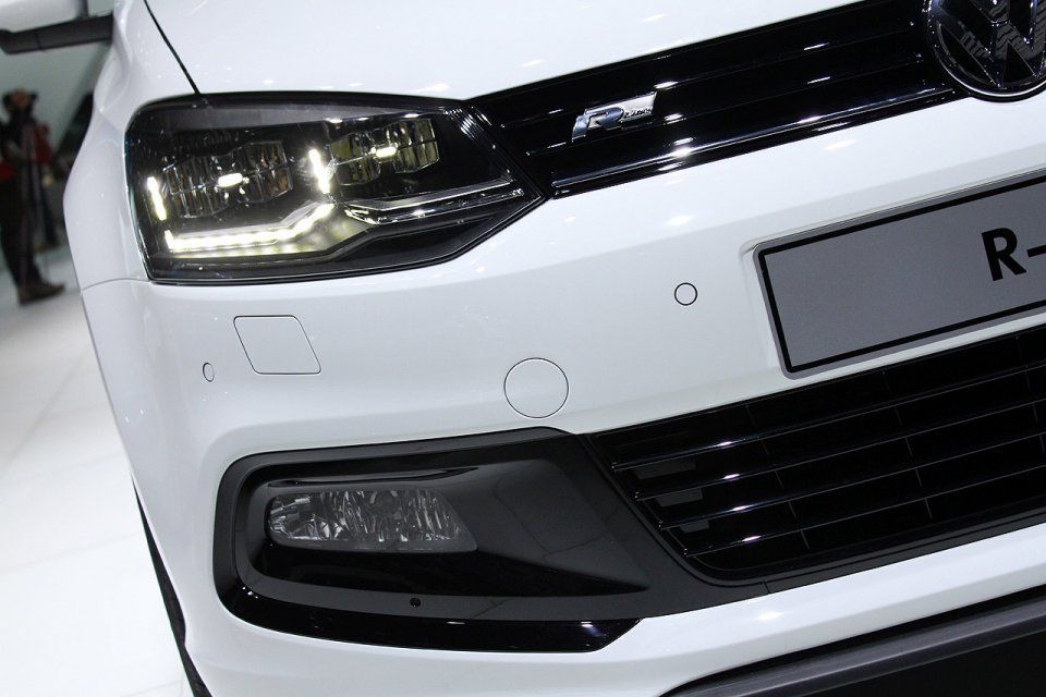 YEN MAKYAJLI VOLKSWAGEN POLO R-LNE CENEVRE RESM GALERS