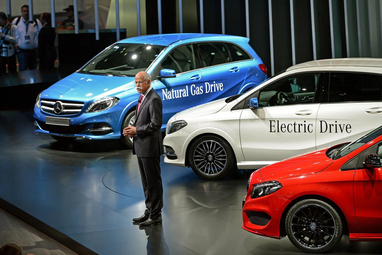 YEN� 2015 MERCEDES B SER�S� PAR�S FUARI RES�MLER�