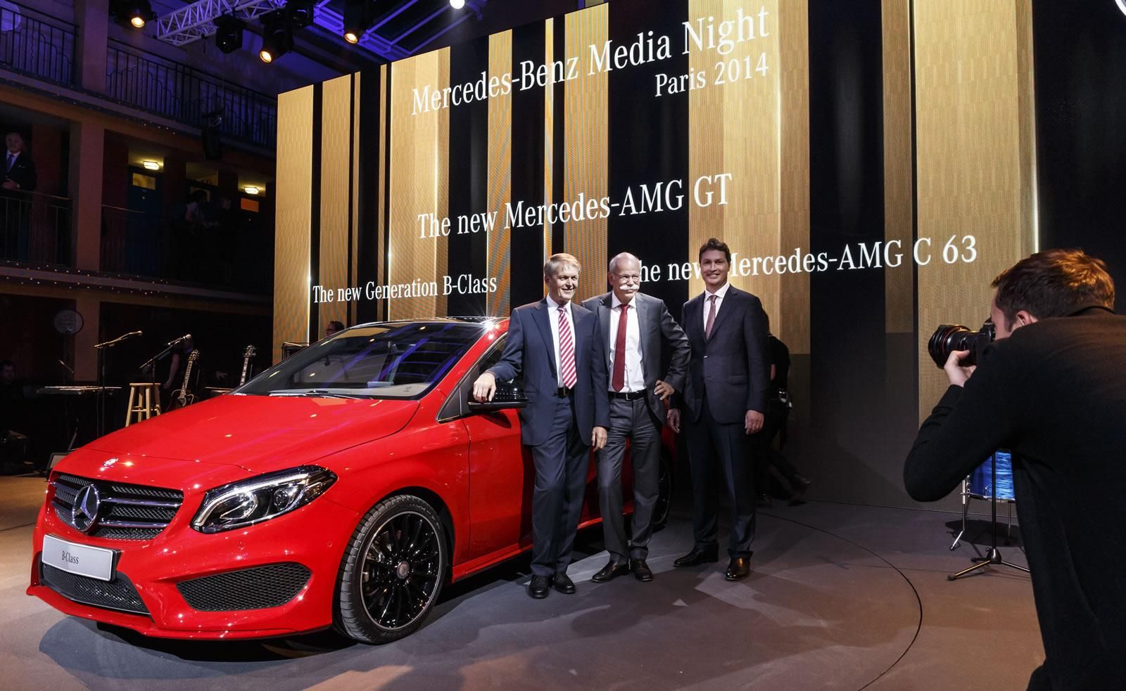 YEN� 2015 MERCEDES B SER�S� PAR�S FUARI RES�MLER�