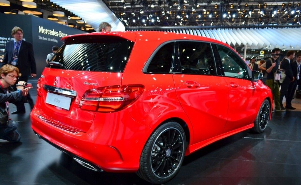 YEN� 2015 MERCEDES B SER�S� PAR�S FUARI RES�MLER�