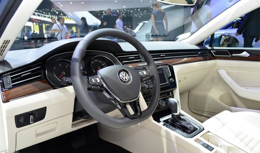 YEN� 2015 VW PASSAT PAR�S FUARI RES�MLER�