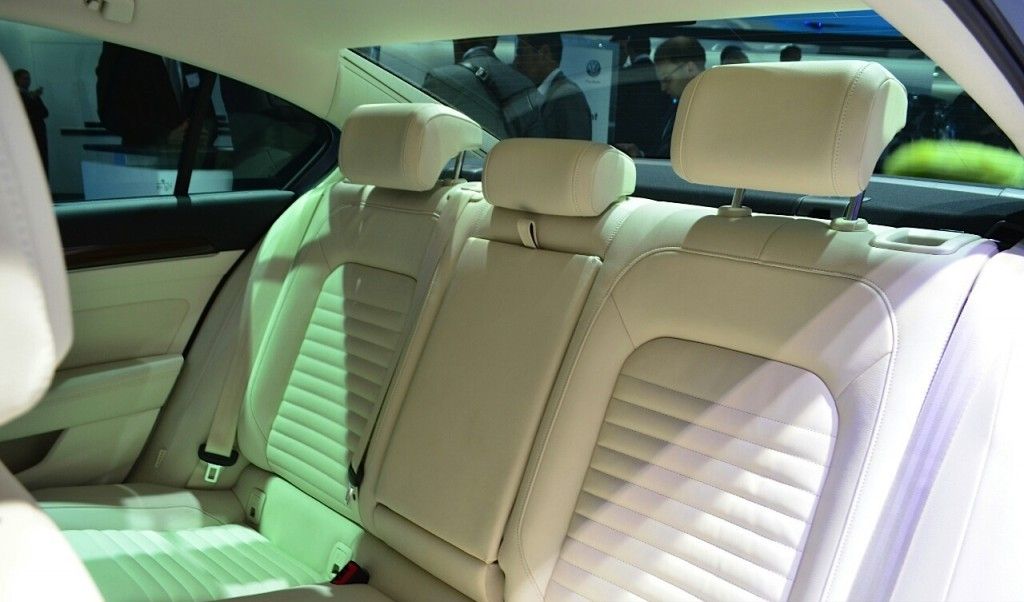 YEN� 2015 VW PASSAT PAR�S FUARI RES�MLER�