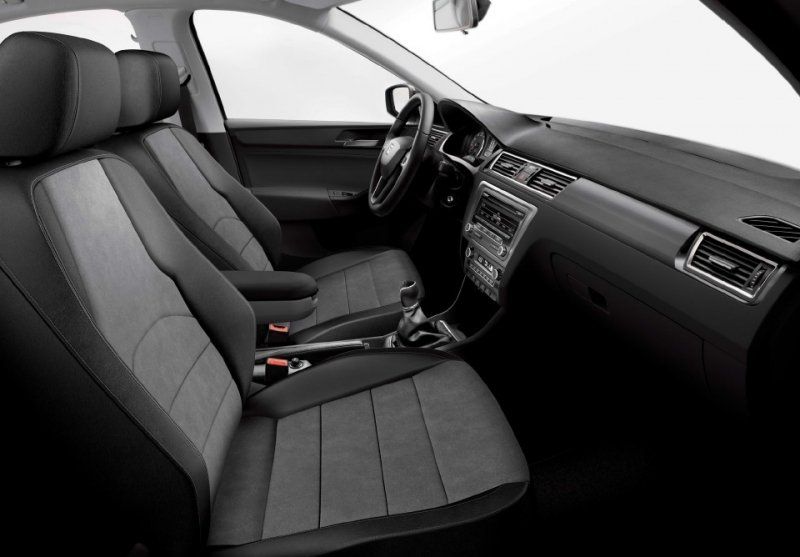 YEN� 2015 HAF�F MAKYAJLI SEAT TOLEDO RES�MLER�