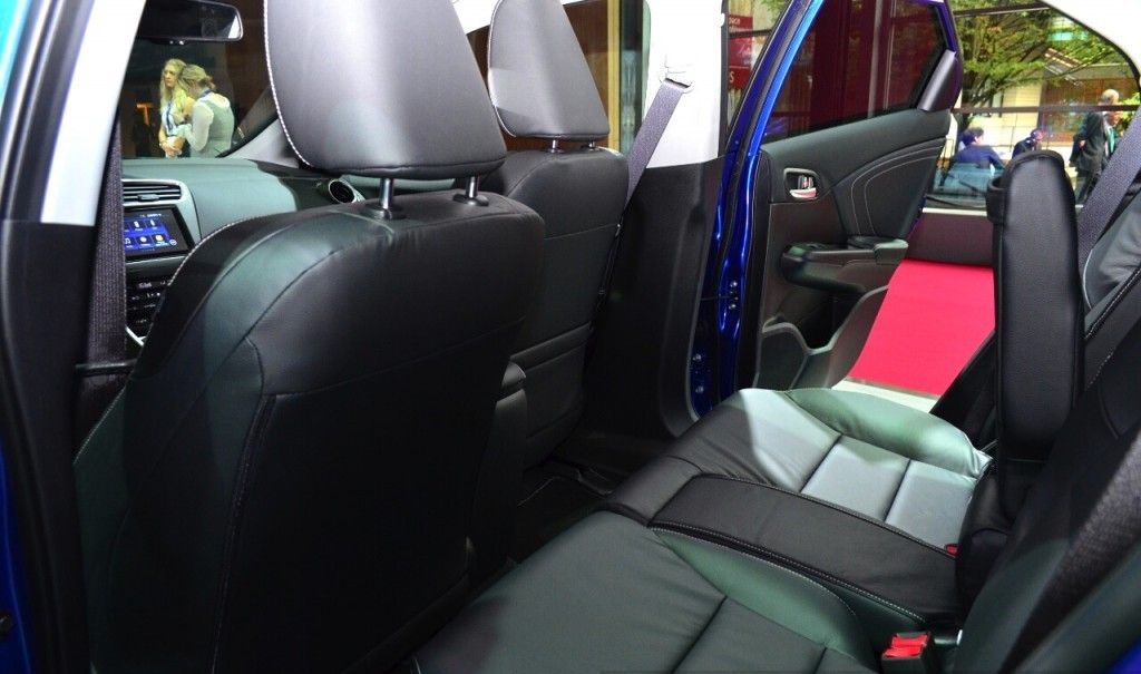 YEN� 2015 HONDA C�V�C HATCHBACK PAR�S RES�M GALER�S�