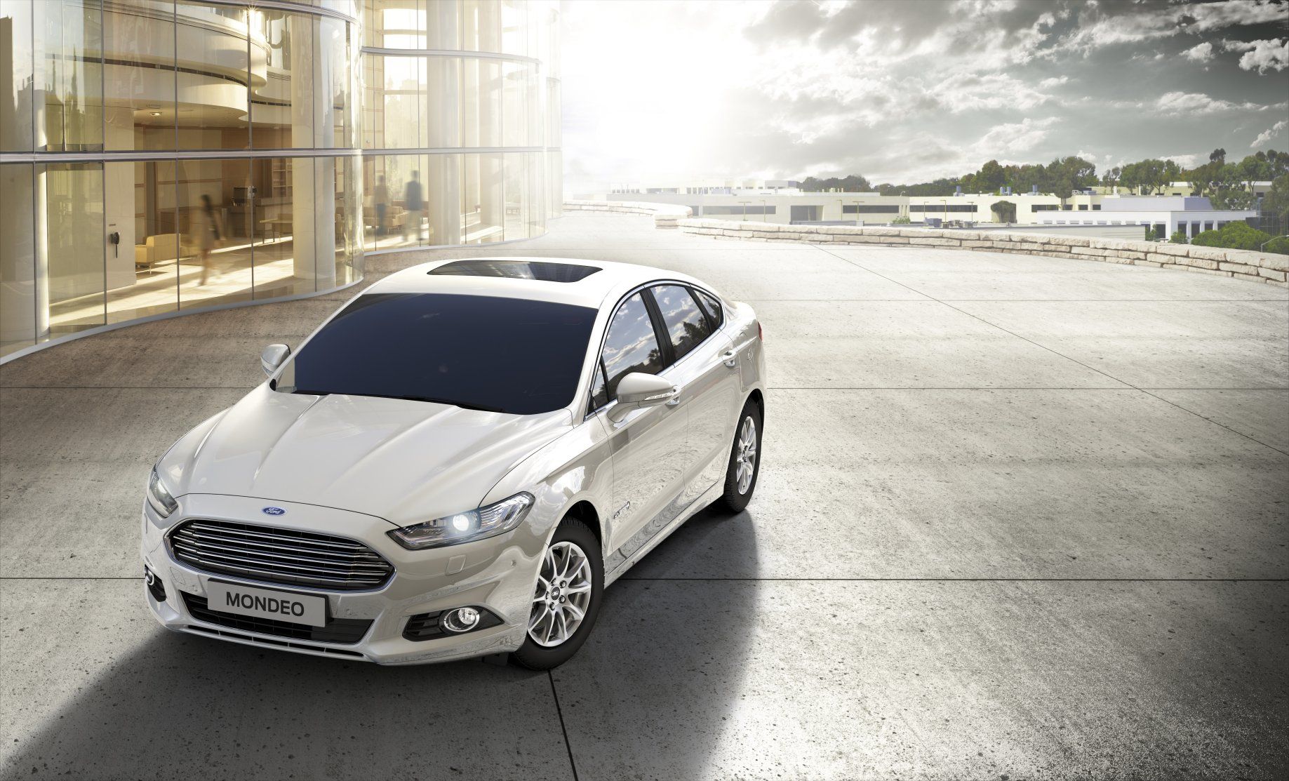 YEN 2015 FORD MONDEO HYBRD DETAYLI RESMLER