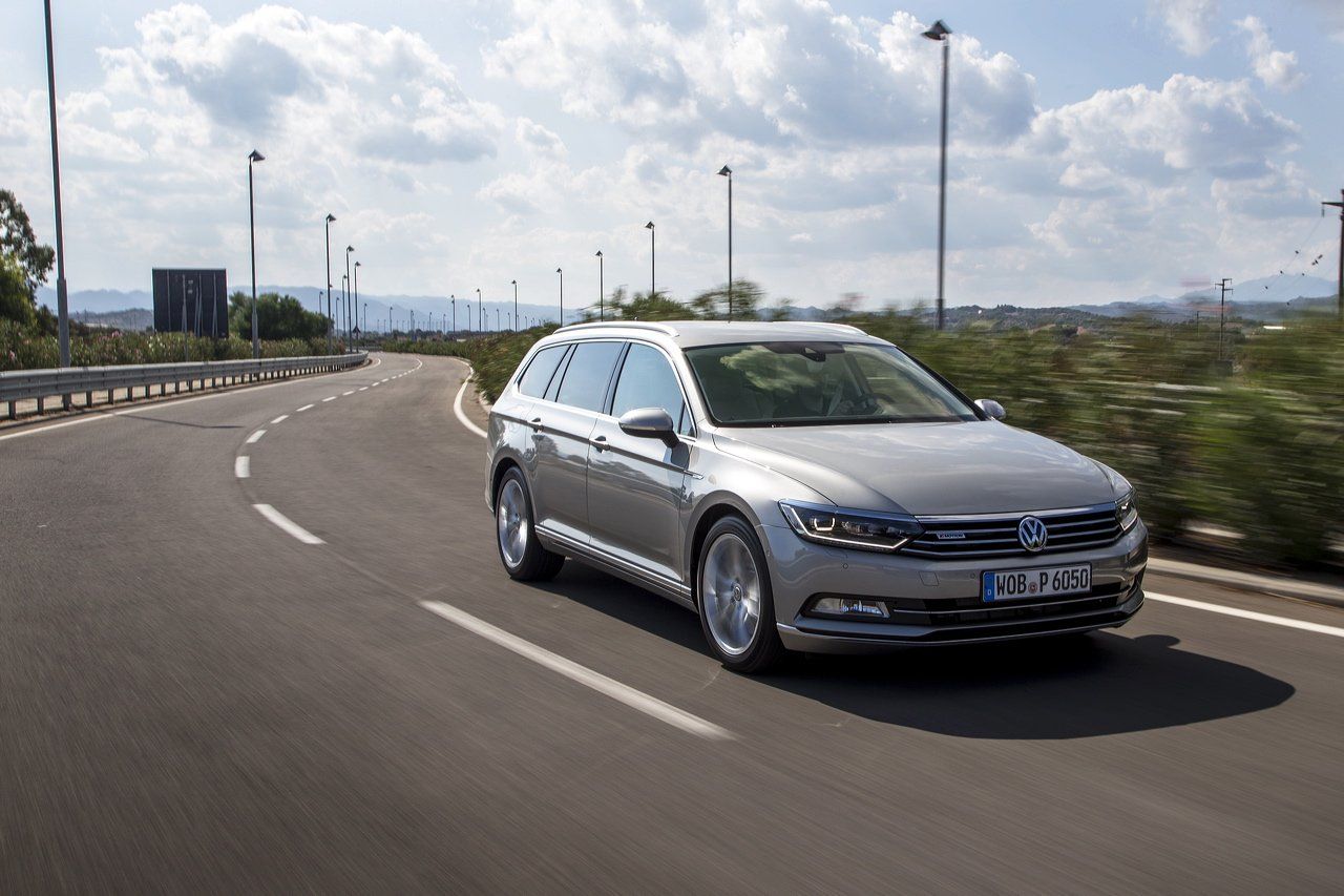 YEN� 2015 VOLKSWAGEN BAY� ETK�NL��� RES�MLER�