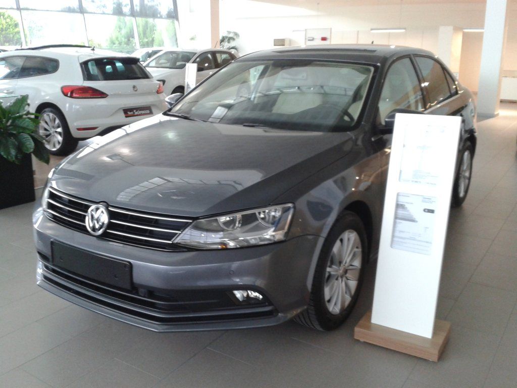 YEN VW JETTA BAYLERDE RESM GALERS